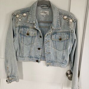 Chazz Light Wash Cropped Blue Denim Jacket Size S